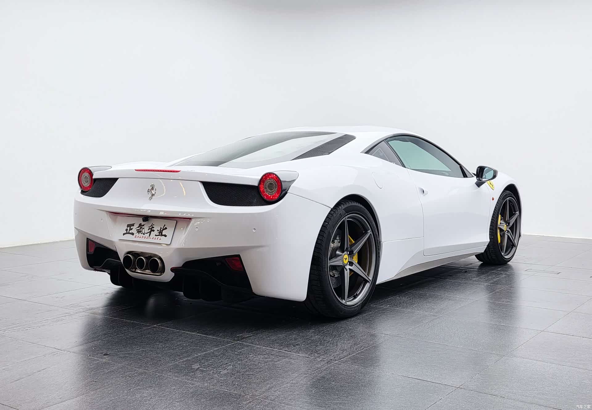 Ferrari 458, 2013 29