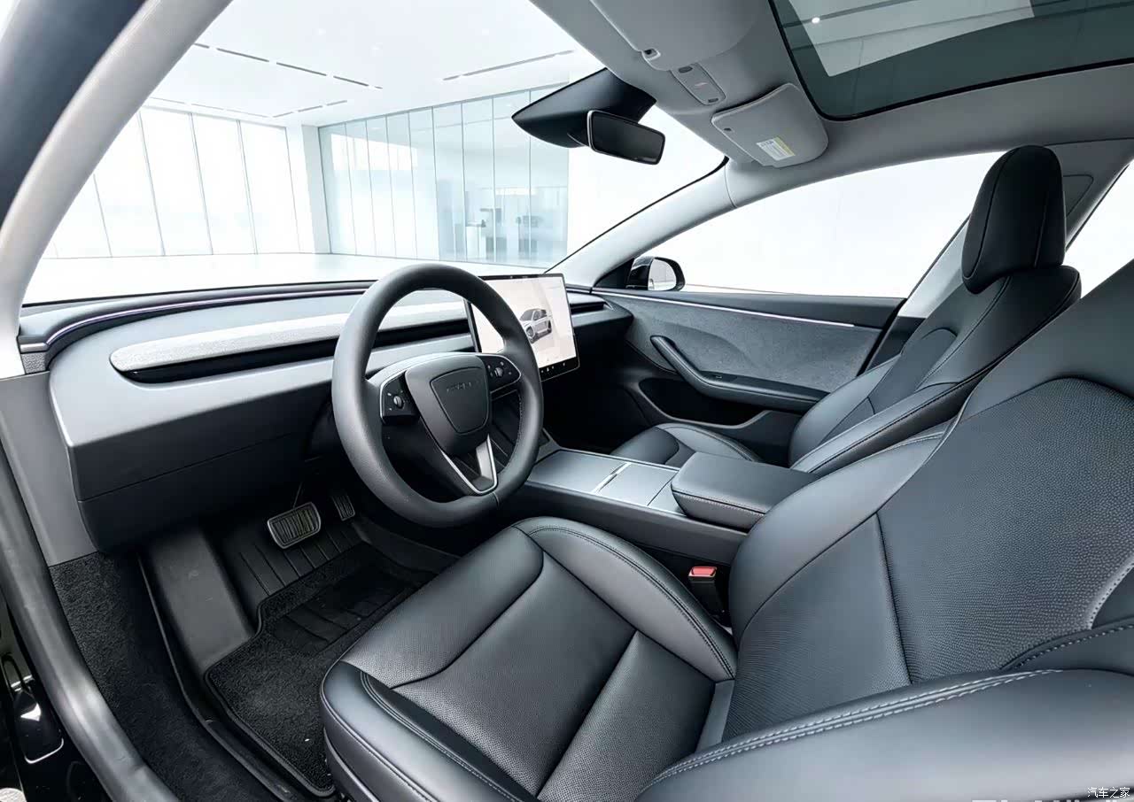 Tesla Model 3, 2025 6