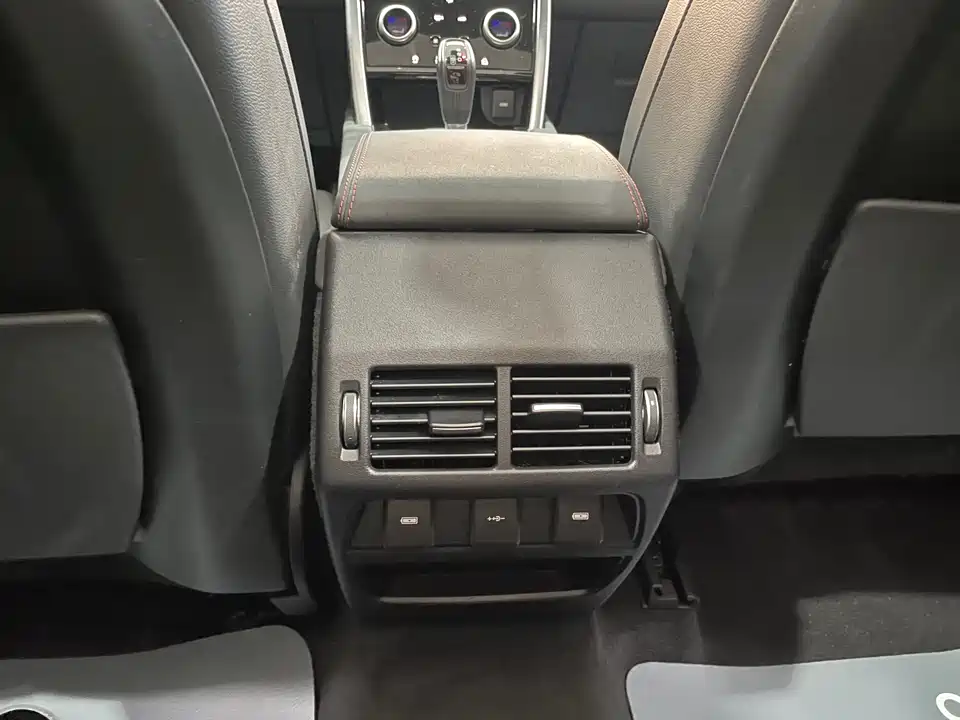 Land Rover Discover sports
