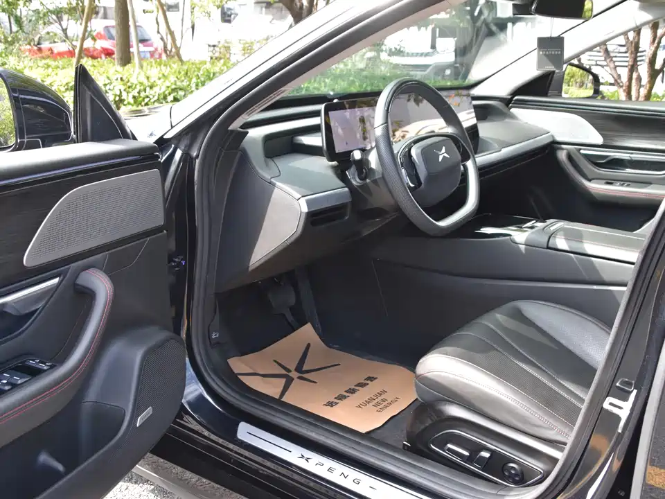 XPENG P7