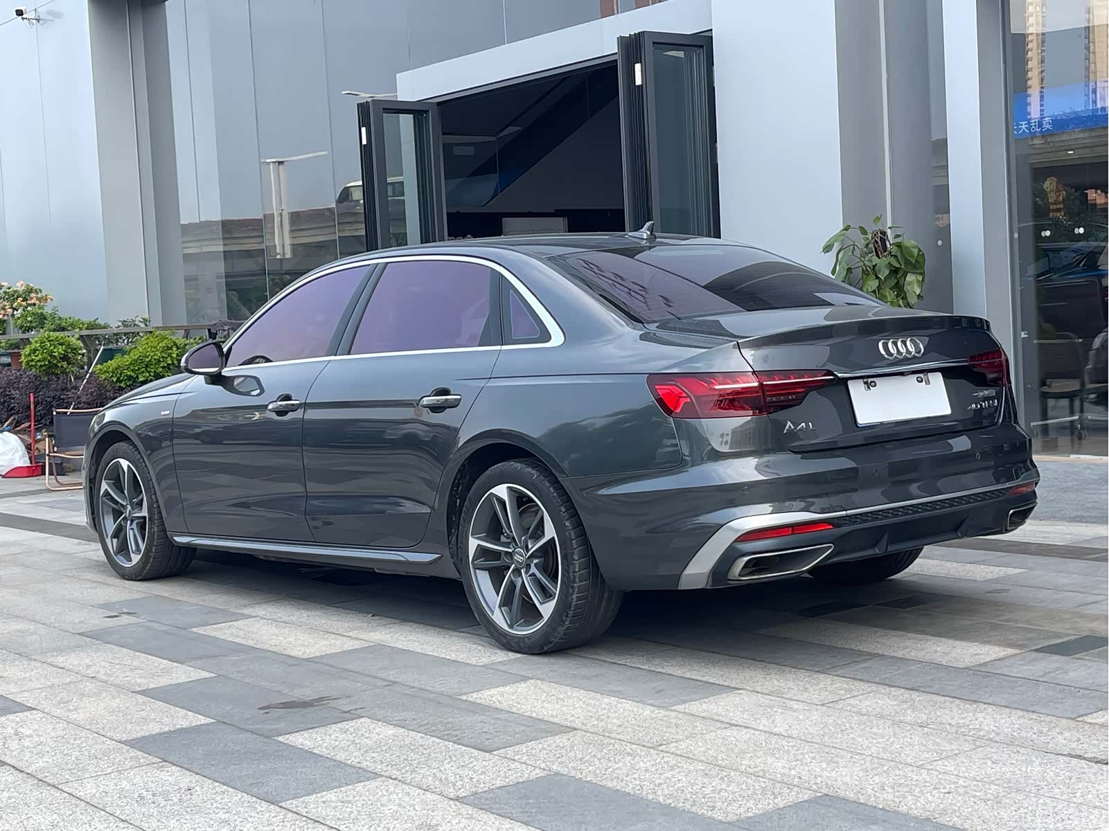 Audi A4L, 2020 23