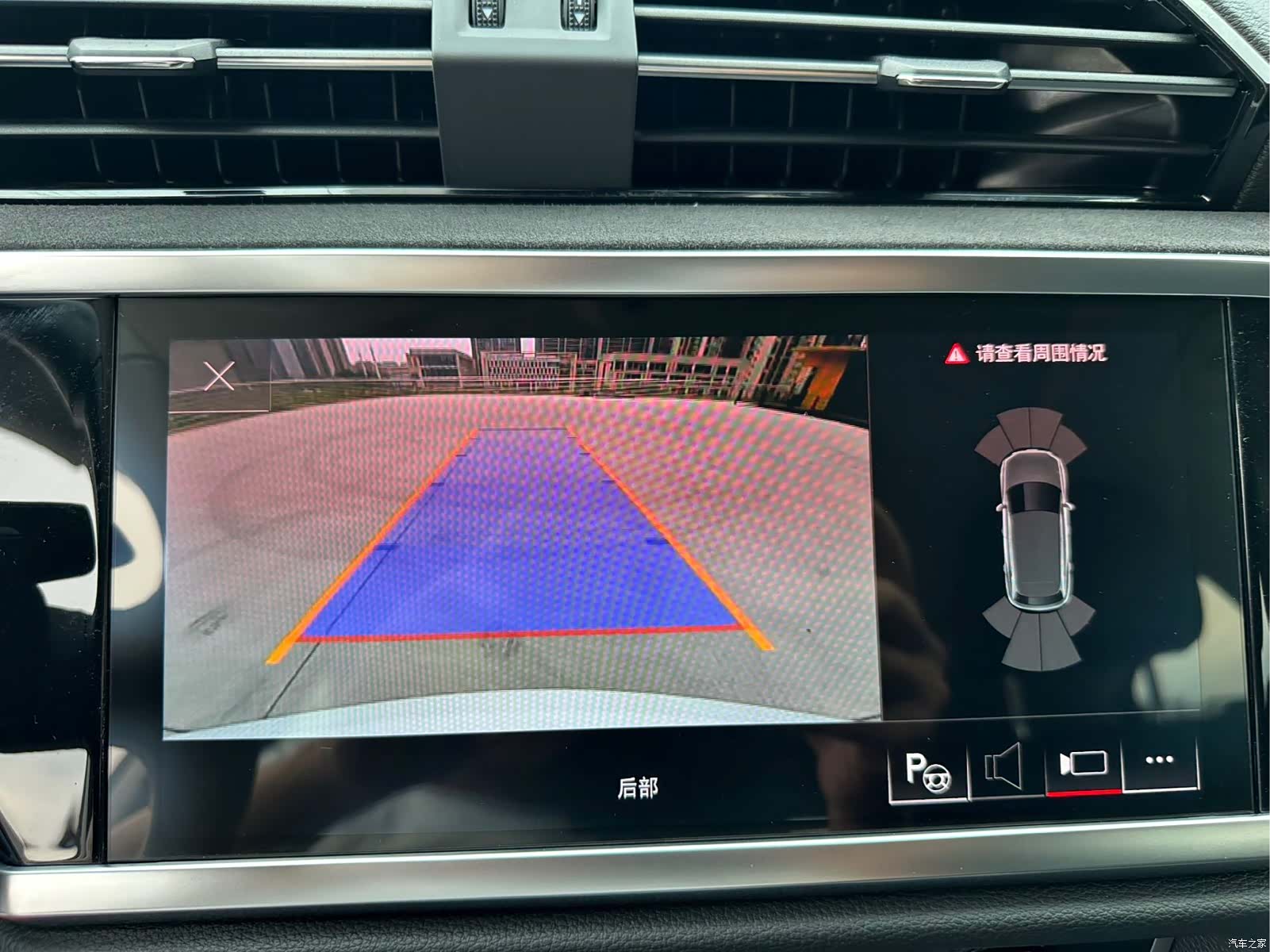 Audi Q3, 2022 16