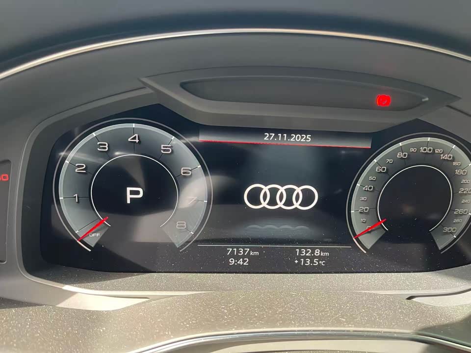Audi A7L