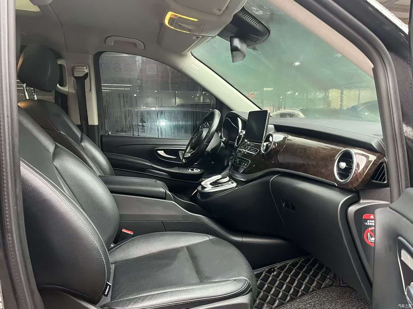 Mercedes-Benz V-Class, 2017 3