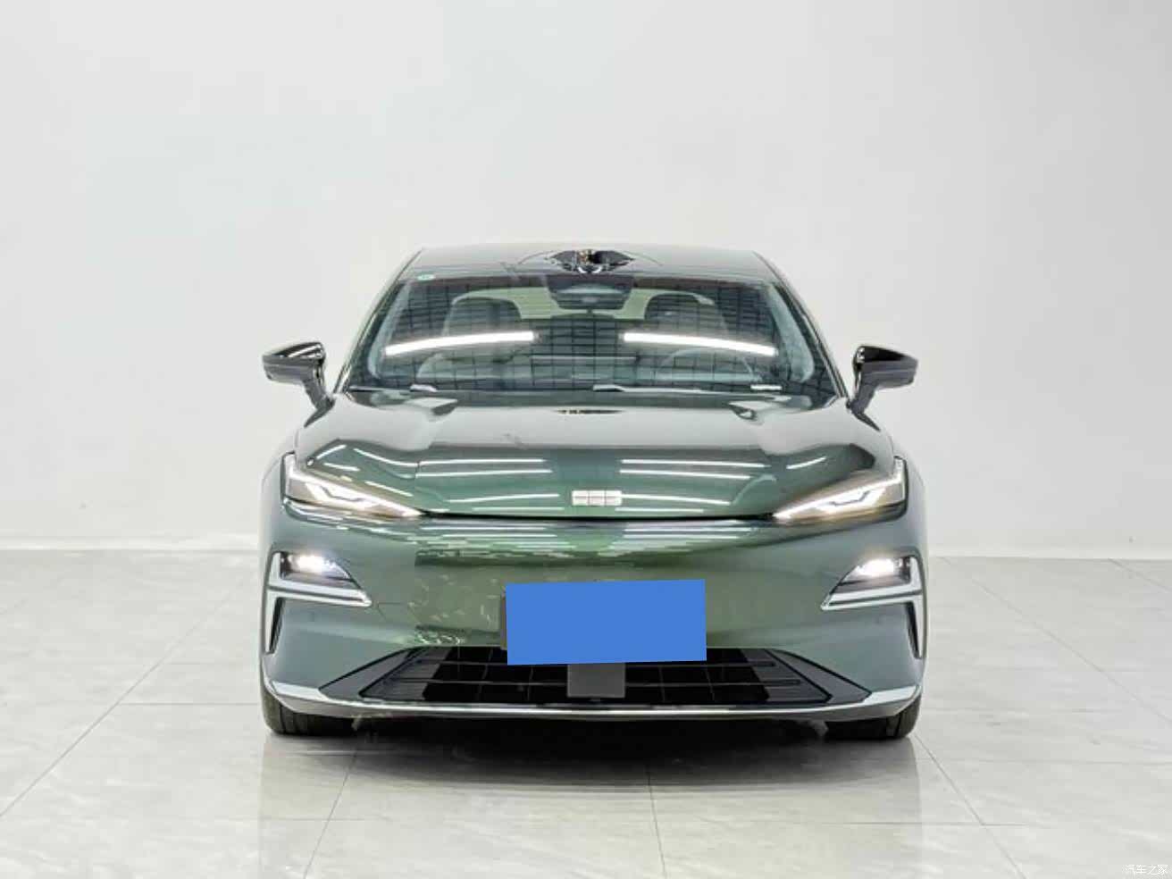 Geely 8, 2025 2