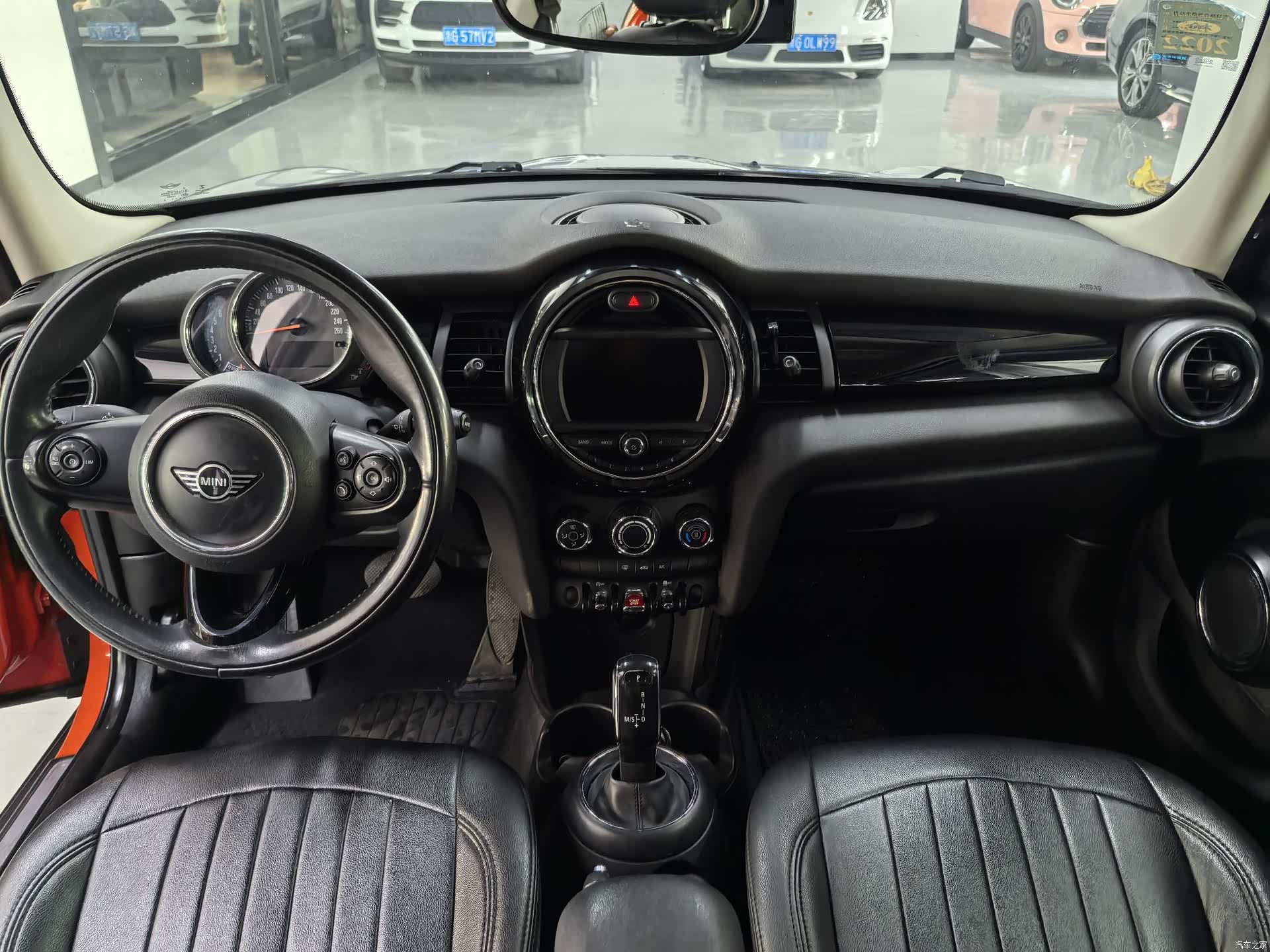 Mini ONE, 2018 10