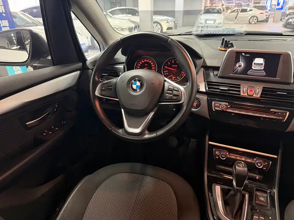 BMW 2 series station wagon