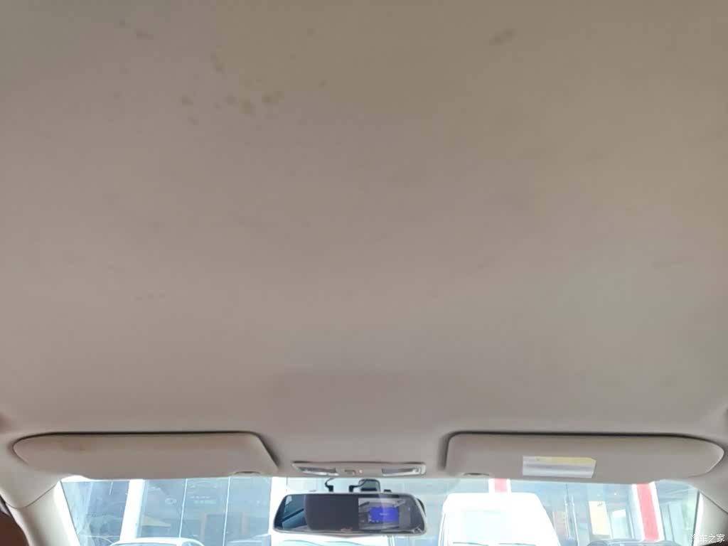 Mitsubishi Outlander, 2016 18