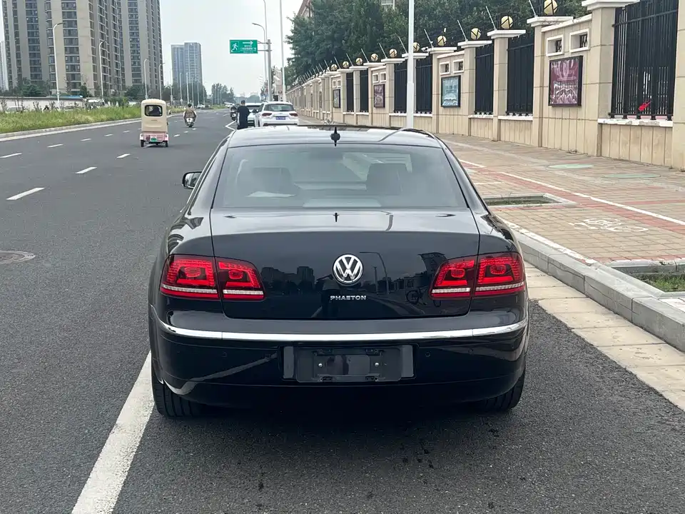 Volkswagen Phaeton
