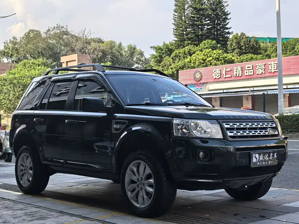 Land Rover Freelander 2