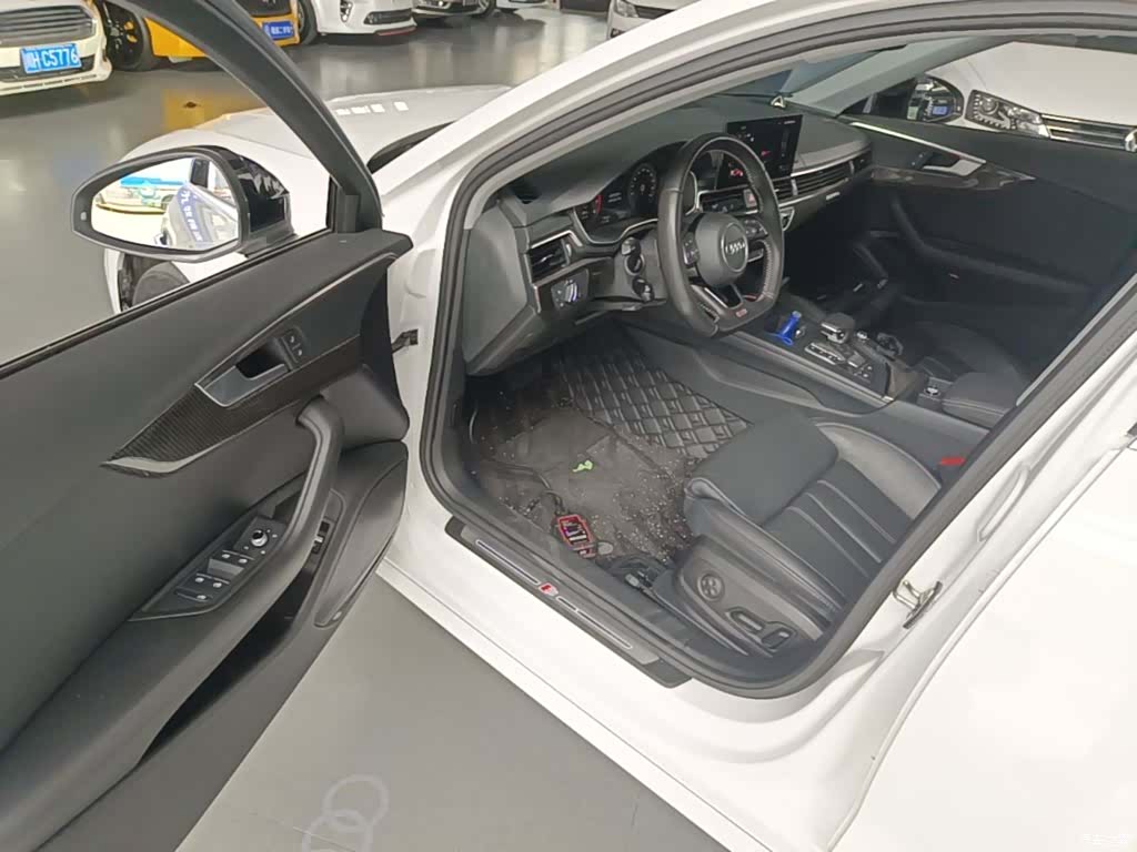 Audi A4L, 2021 12