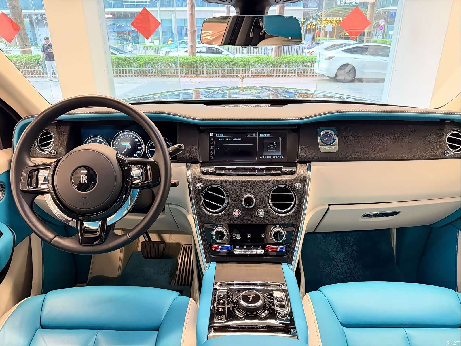 Rolls-Royce Cullinan, 2021 8