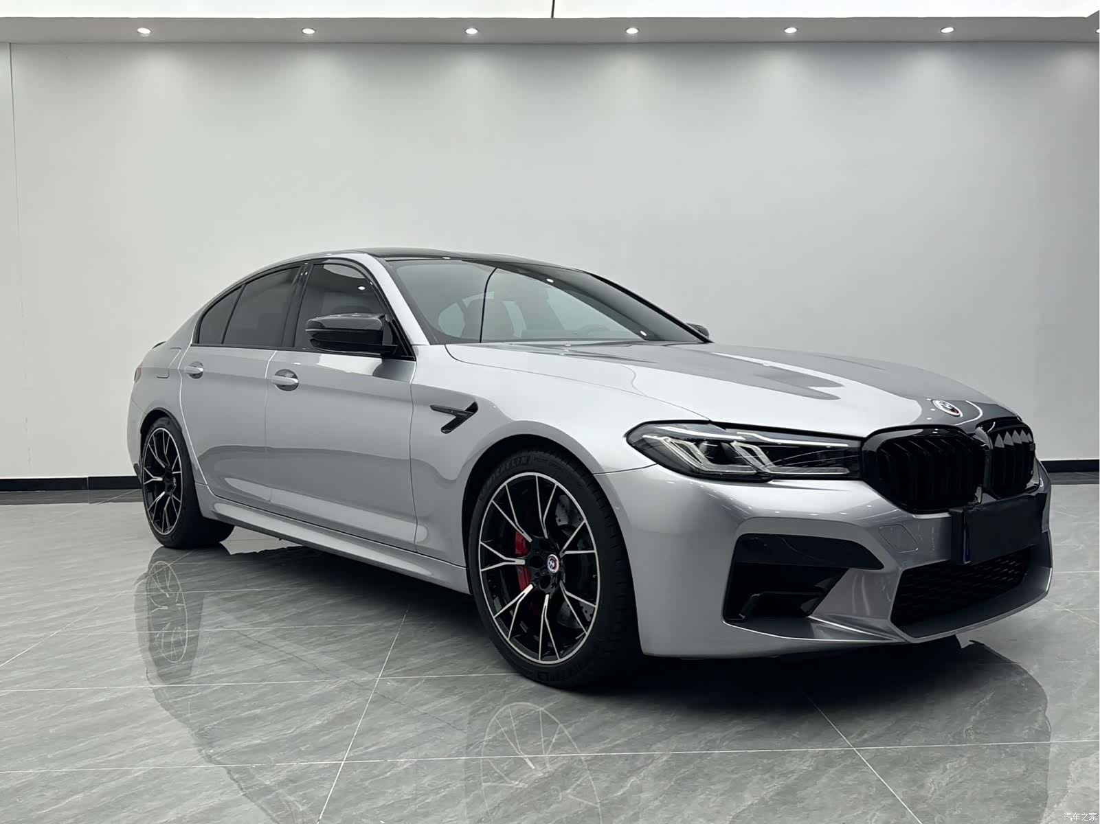 BMW M5, 2023 3