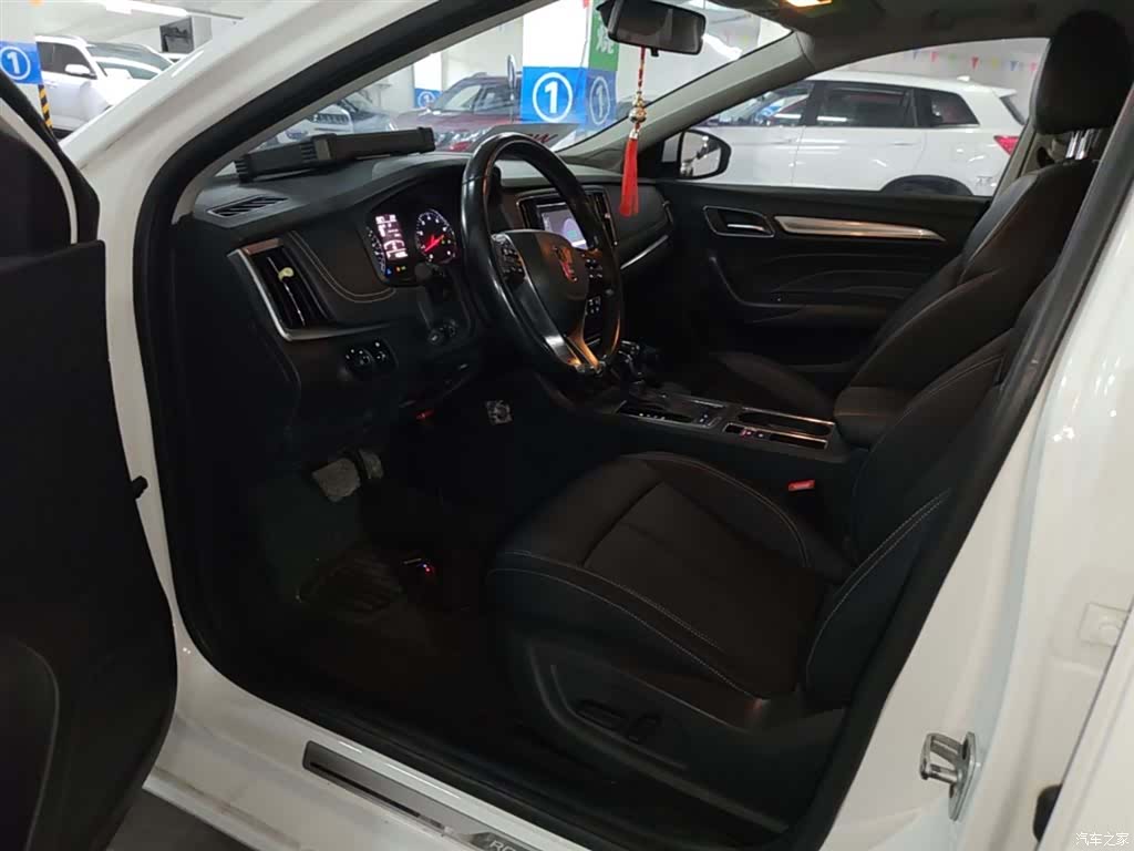 Roewe i6, 2017 15