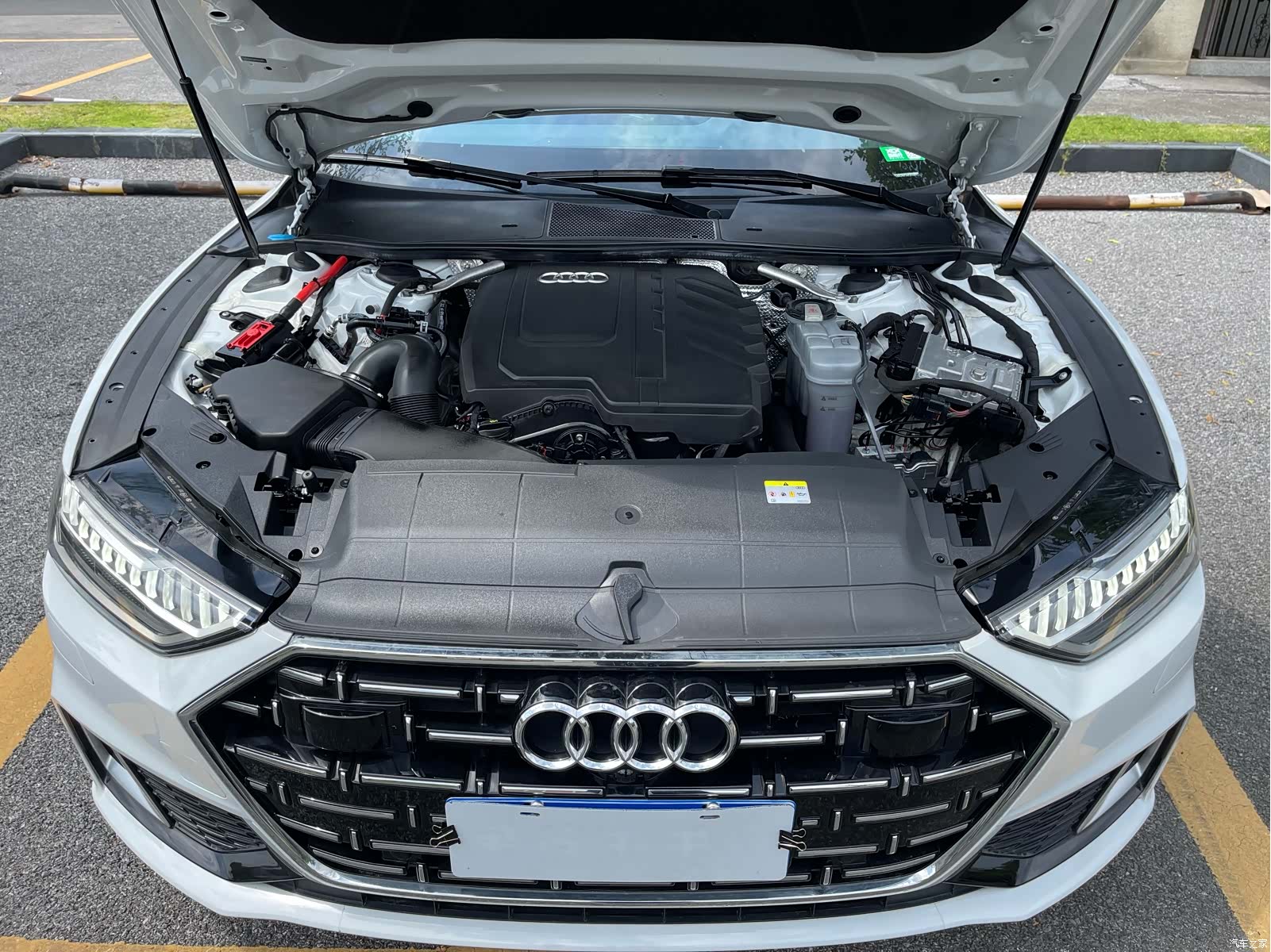 Audi A7L, 2023 24