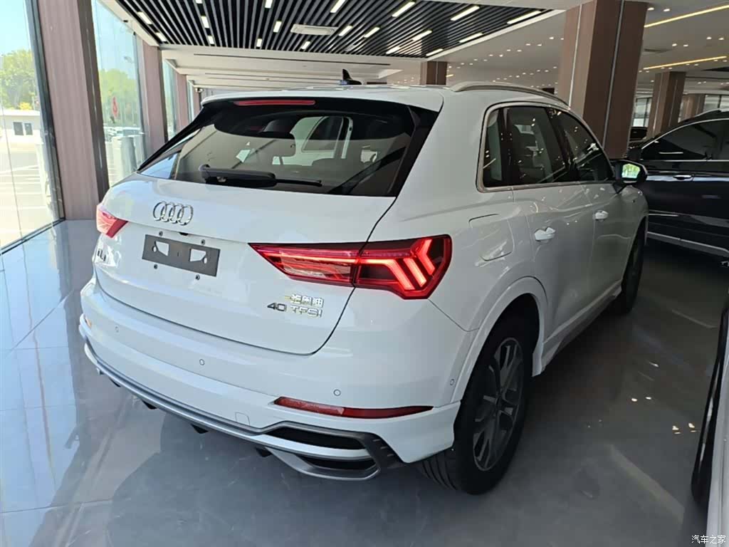 Audi Q3, 2023 7