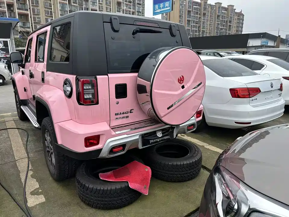 Beijing BJ40