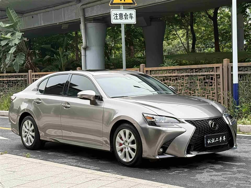 Lexus GS