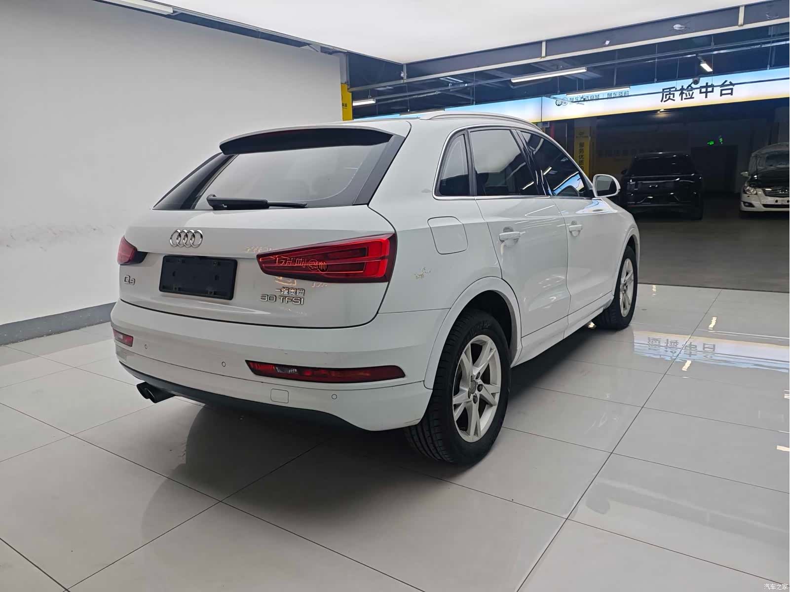 Audi Q3, 2017 9