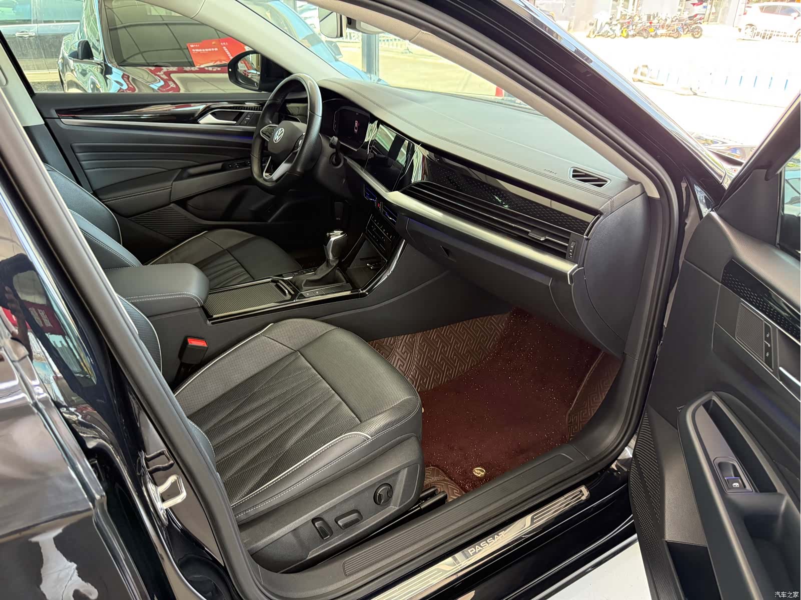 Volkswagen Passat, 2022 12