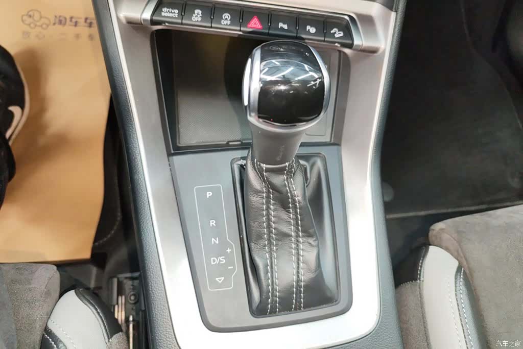 Audi Q3, 2021 16