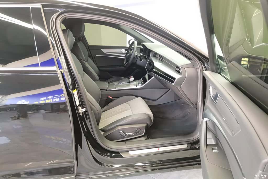 Audi A6L, 2025 8