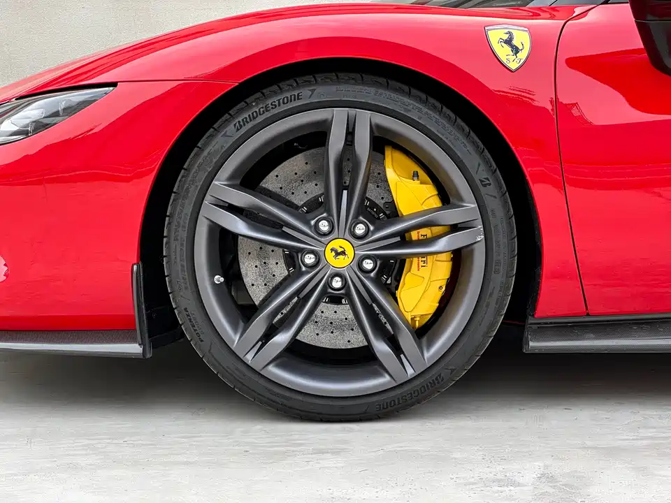 Ferrari 296