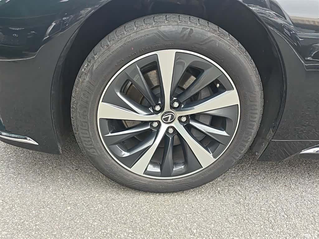 Lexus LS, 2021 23