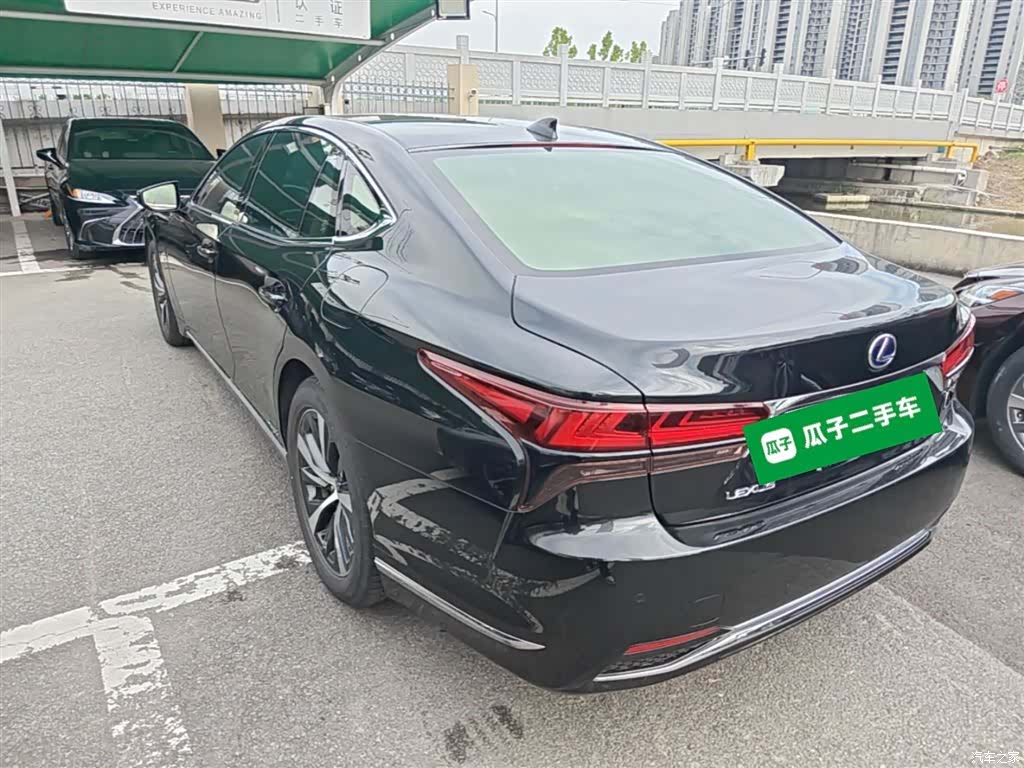 Lexus LS, 2021 все фото