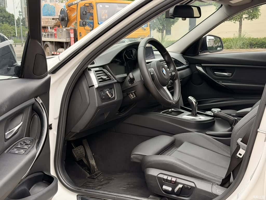 BMW 3 Series, 2018 14
