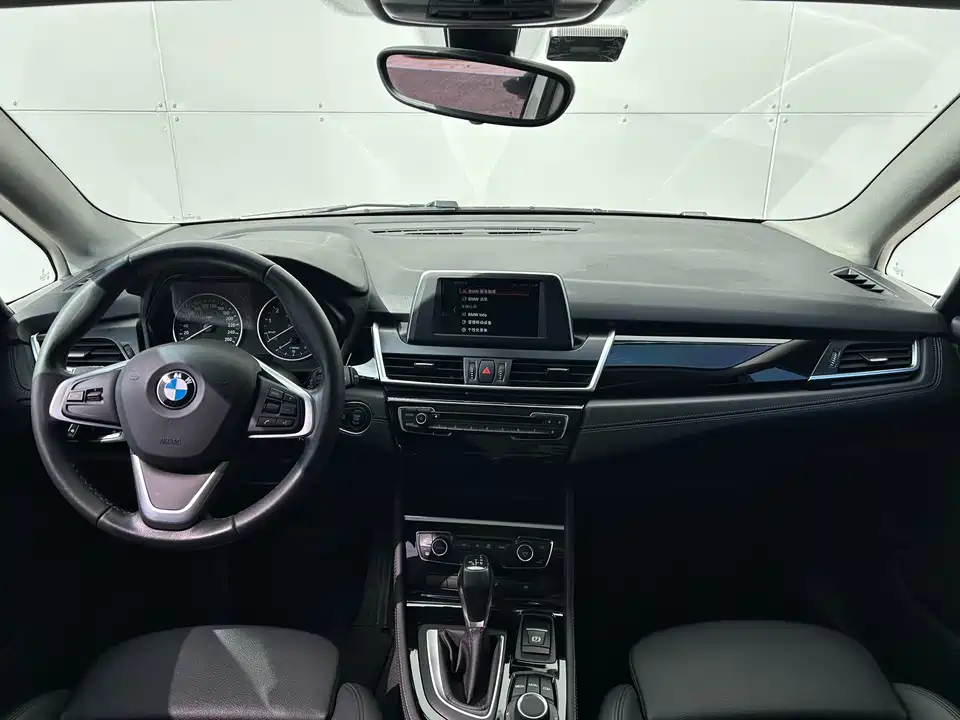 BMW 2 series station wagon