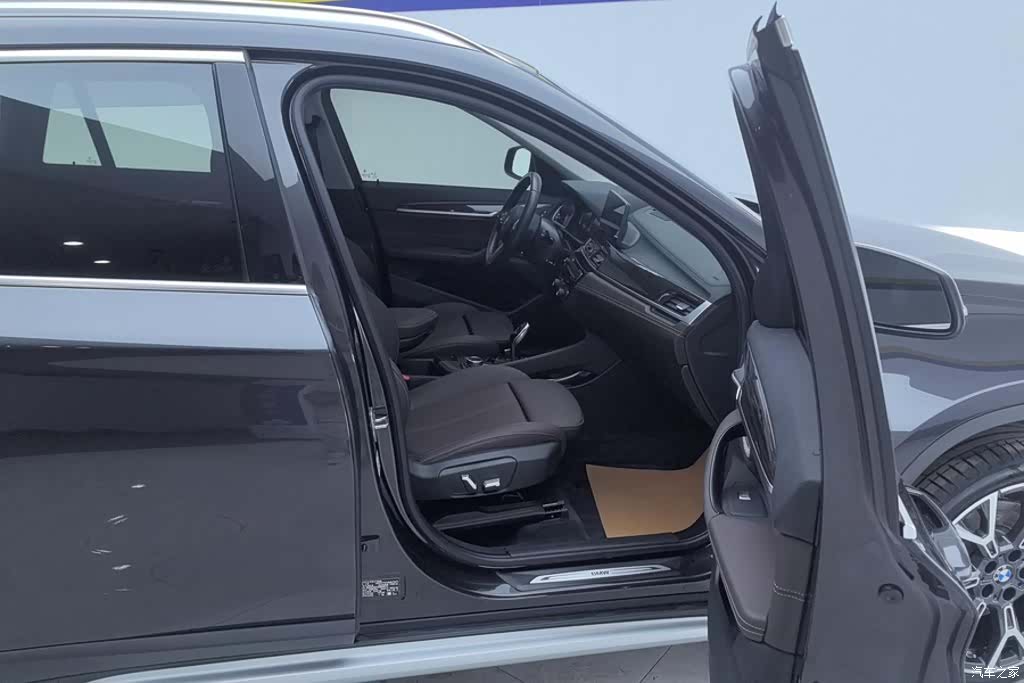 BMW X1, 2022 8