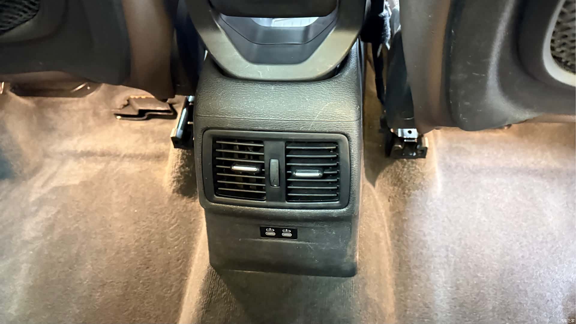 BMW X1, 2020 14