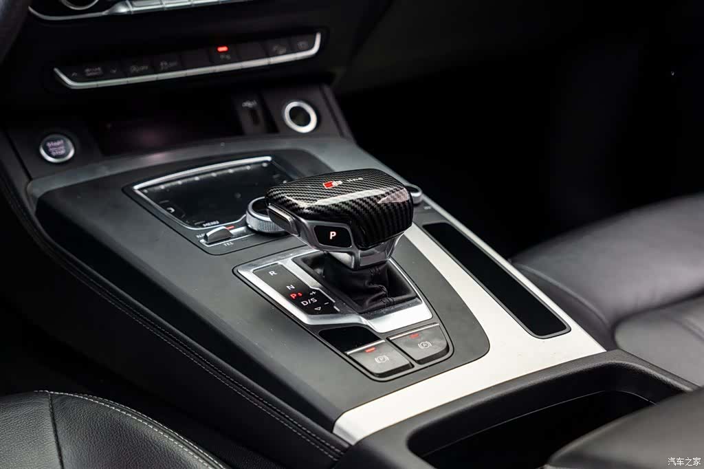 Audi Q5L, 2019 14