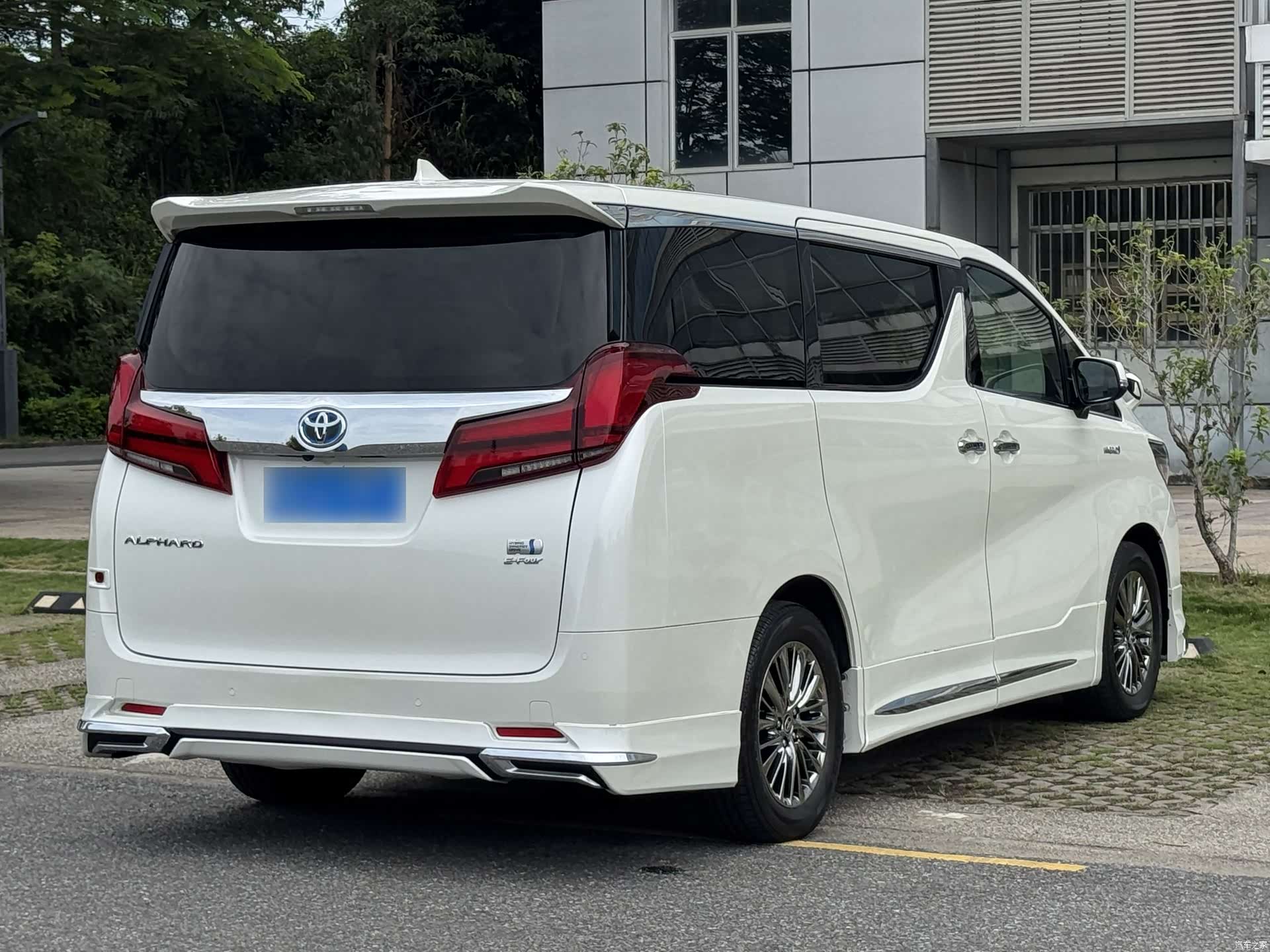 Toyota Alphard, 2020 17