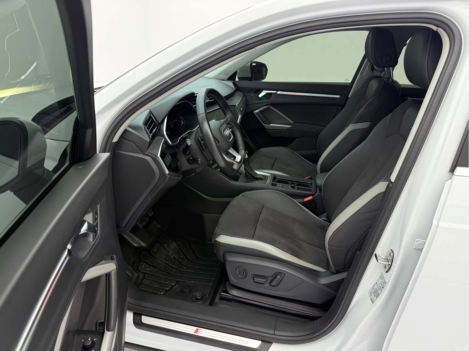 Audi Q3, 2022 22