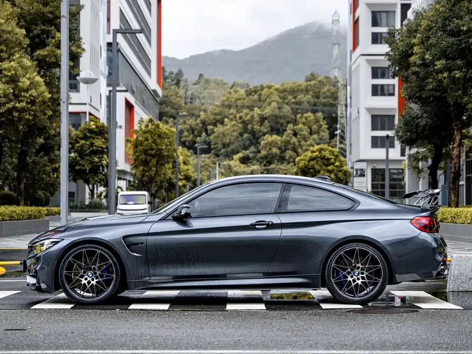 BMW M4