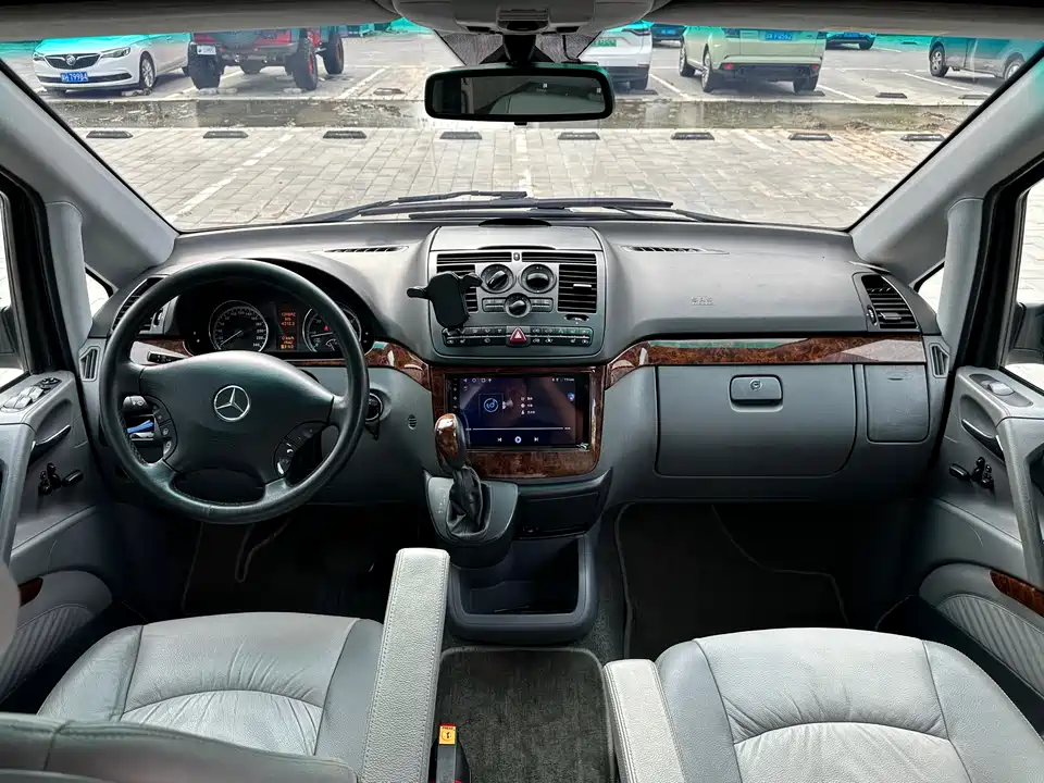 Mercedes-Benz Viano
