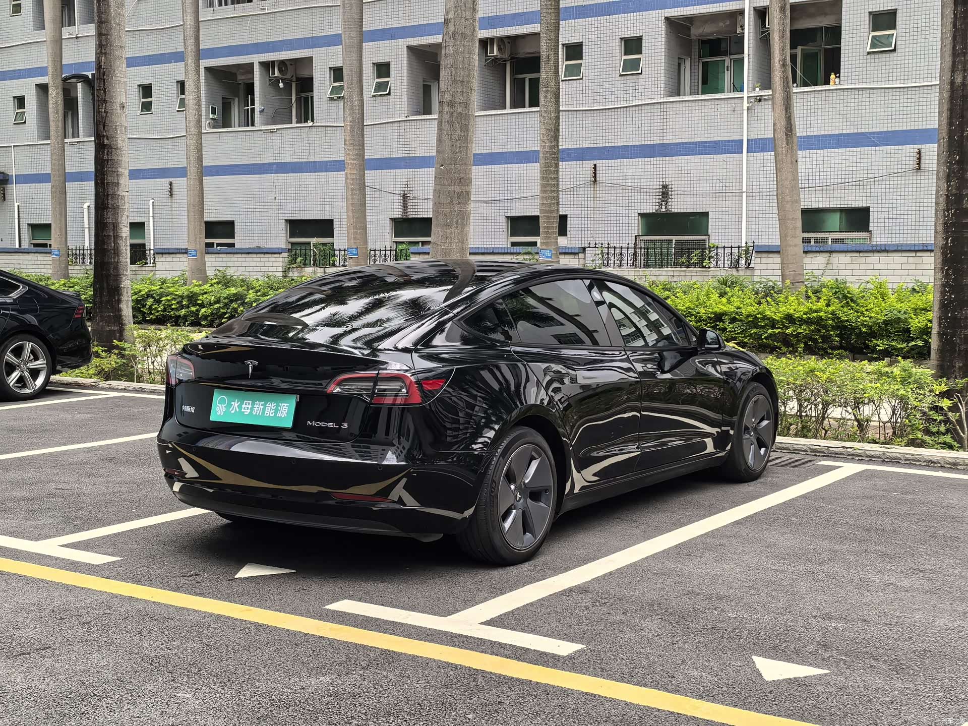 Tesla Model 3, 2023 12