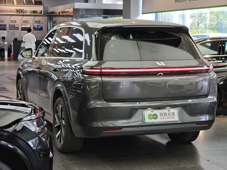 Li Auto Ideal L8