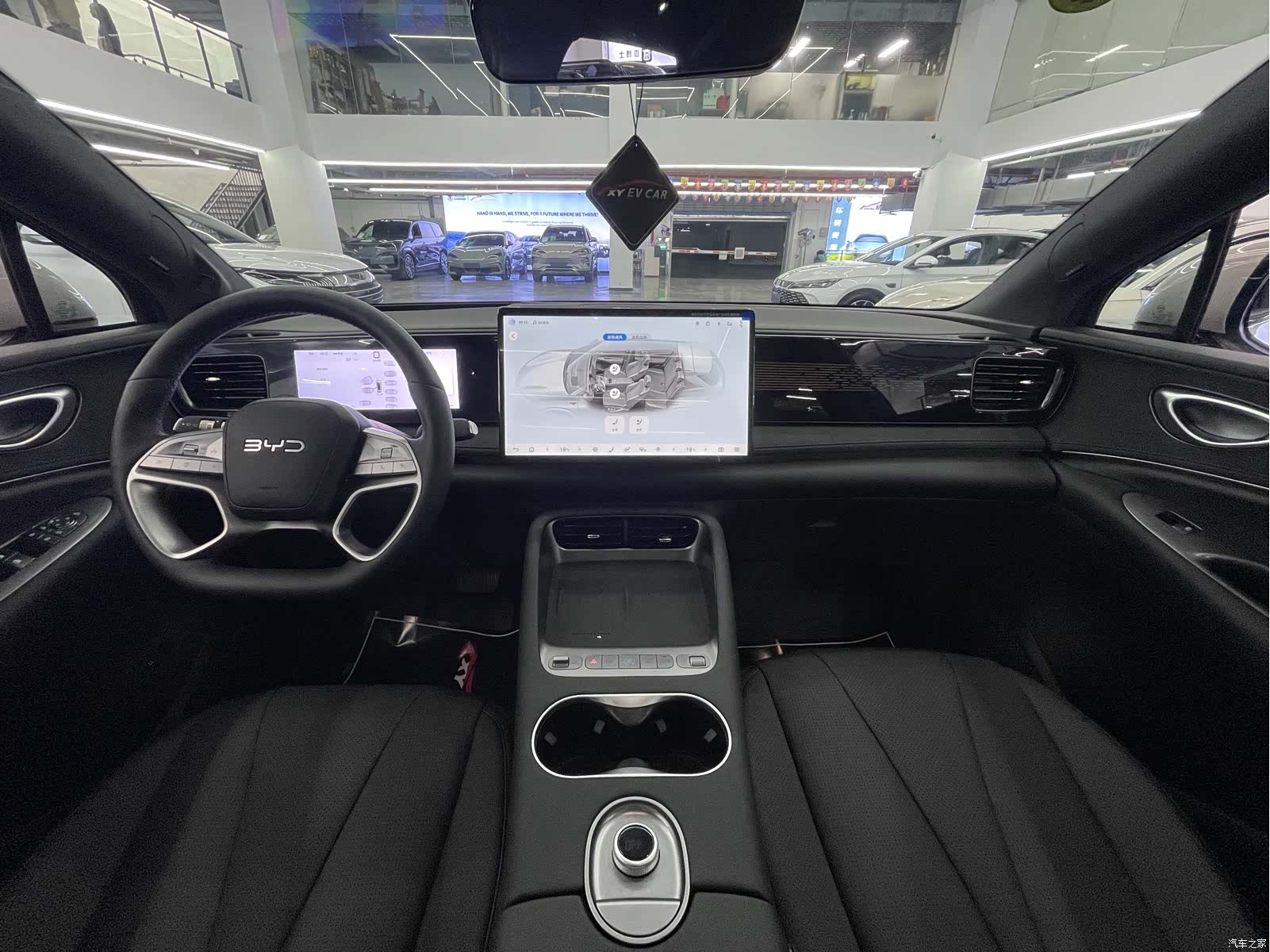 BYD HiAce, 2025 16