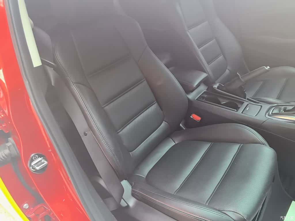 Mazda Atenza, 2015 25
