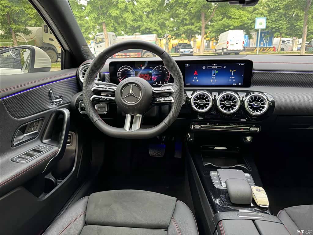 Mercedes-Benz A-Class, 2023 19