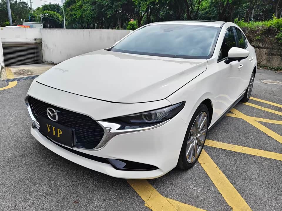 Mazda 3 Angkesaila