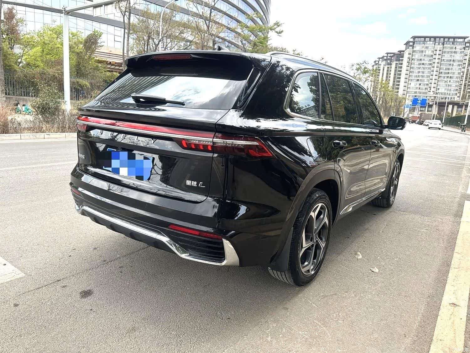 Geely Xingyue L, 2021 13