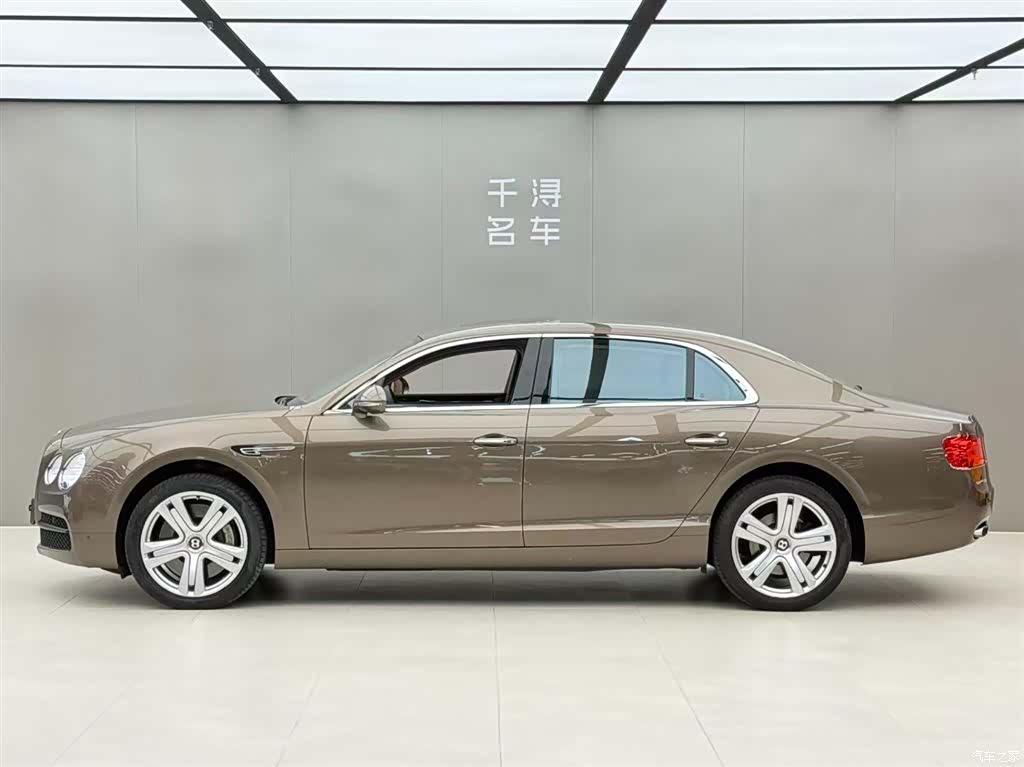 Bentley Flying Spur, 2015 3