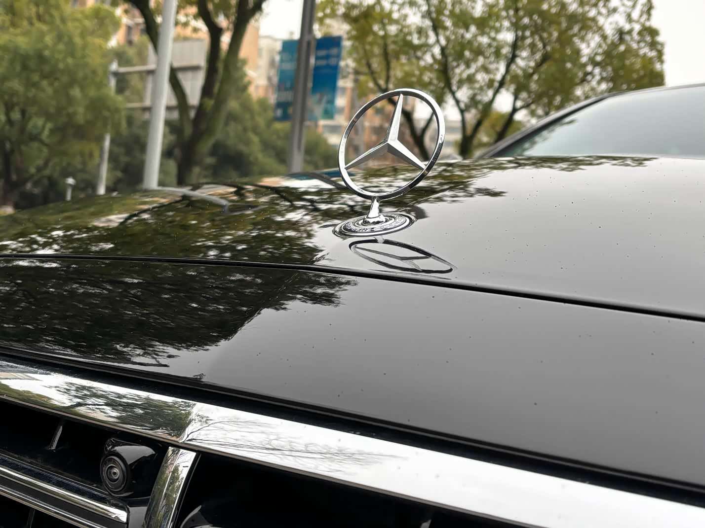 Mercedes-Benz E-Class, 2023 13