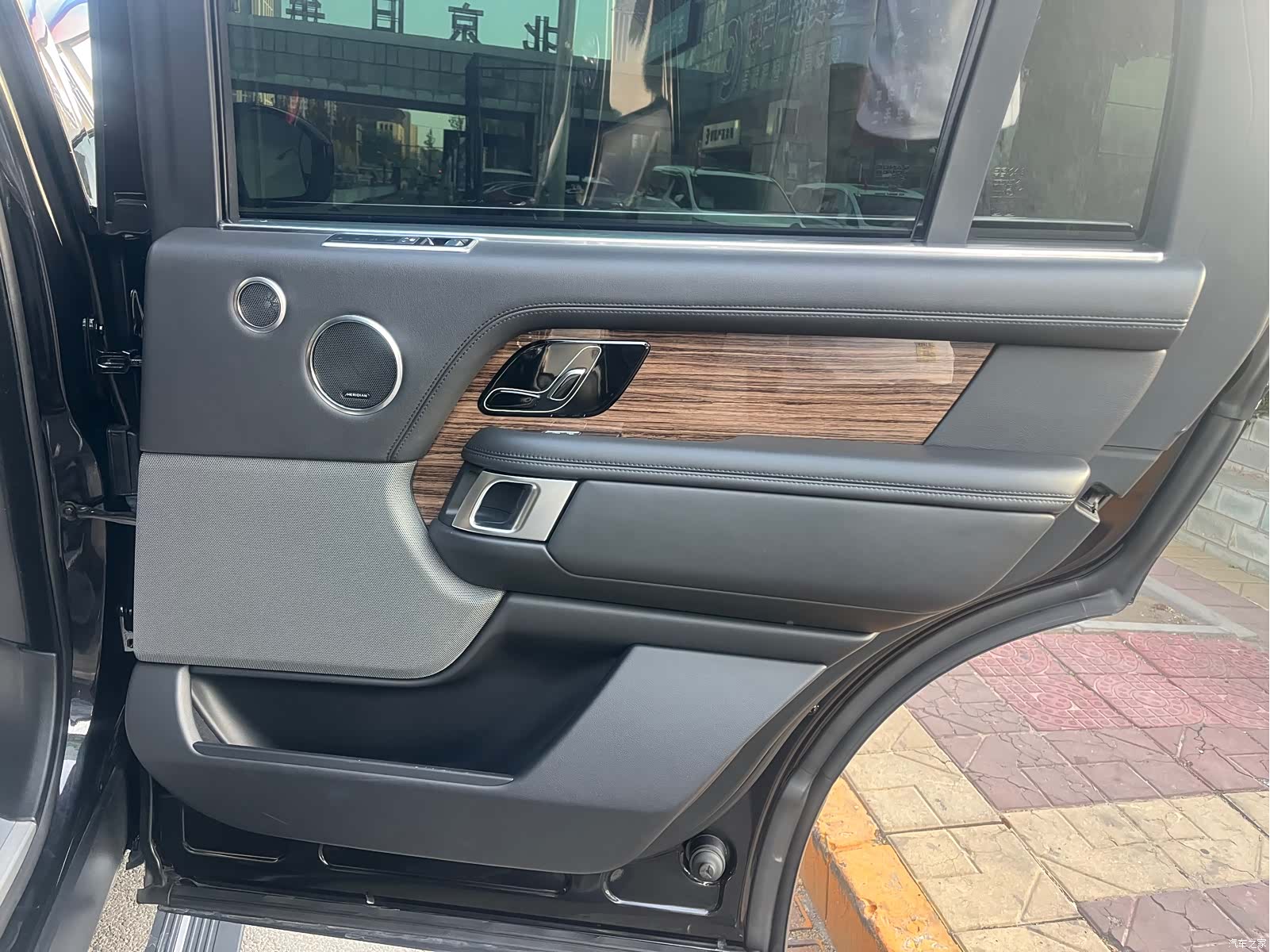 Land Rover Range Rover, 2019 15