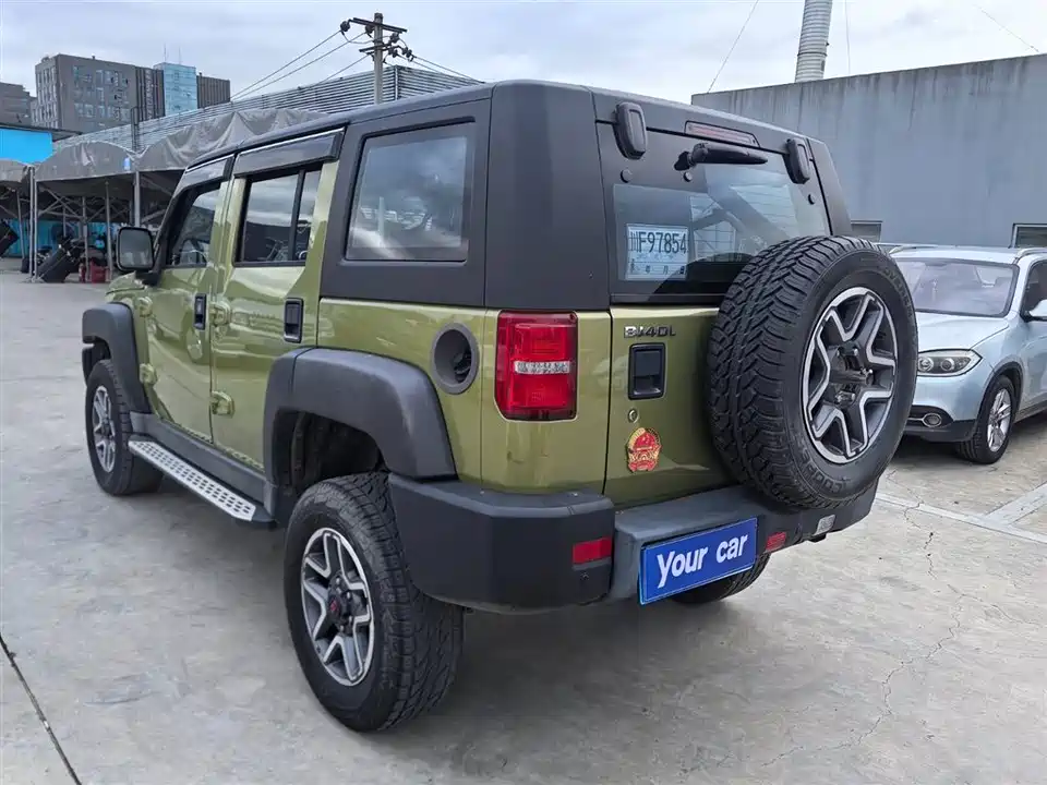 Beijing BJ40