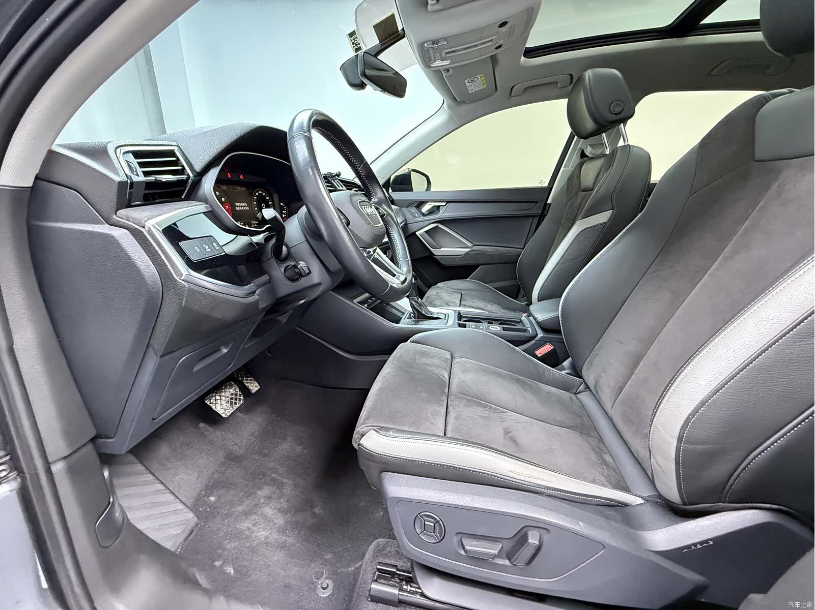 Audi Q3, 2021 16